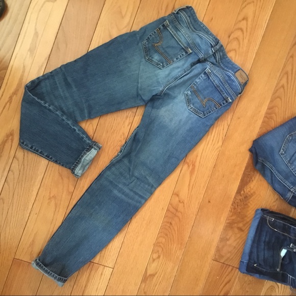 Skinny/strait leg American eagle jeans. - Picture 4 of 5